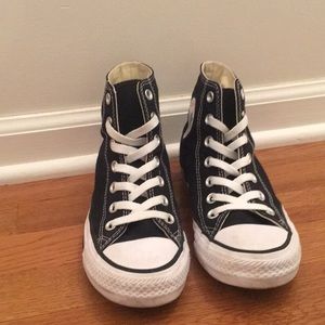 Converse Chuck Tay All-Star High Top Sneaker